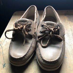Sperry boat shoes